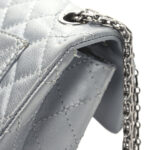 Metallic Grained Calfskin Quilted 2.55 Reissue Mini Flap Silver - Image 4