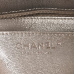 Metallic Grained Calfskin Quilted 2.55 Reissue Mini Flap Silver - Image 9