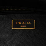 Saffiano Medium Galleria Double Zip Tote Black - Image 6