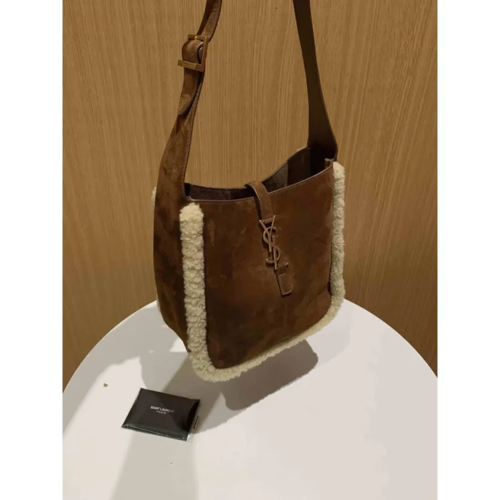 Le 37 handbag Brown Suede - Image 3