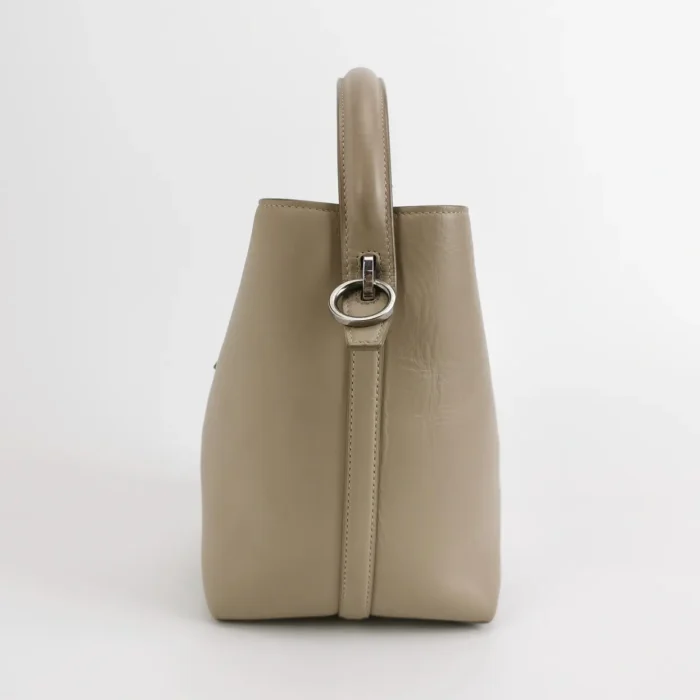Le 37 leather crossbody bag Beige Leather - Image 10