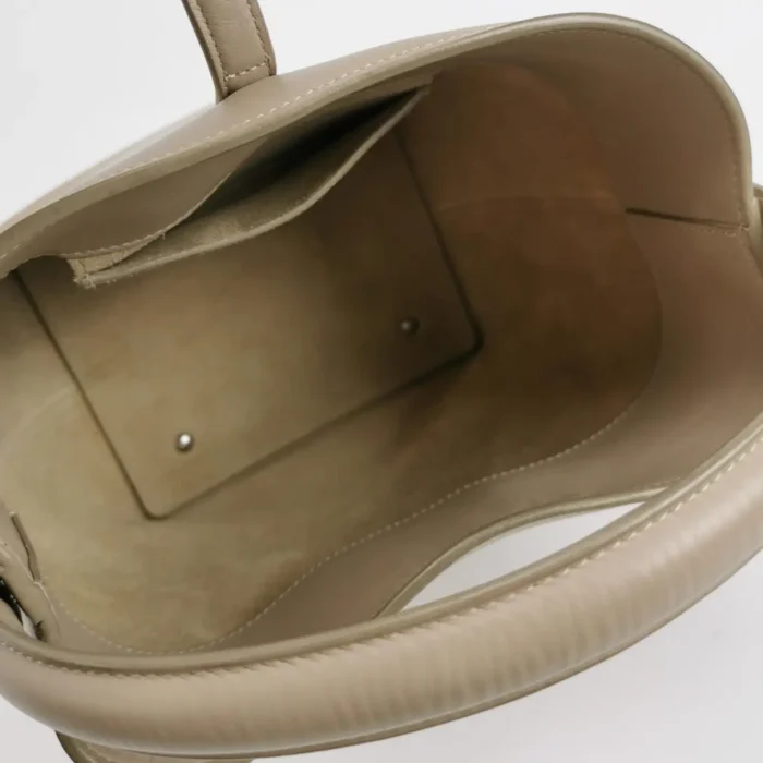Le 37 leather crossbody bag Beige Leather - Image 4